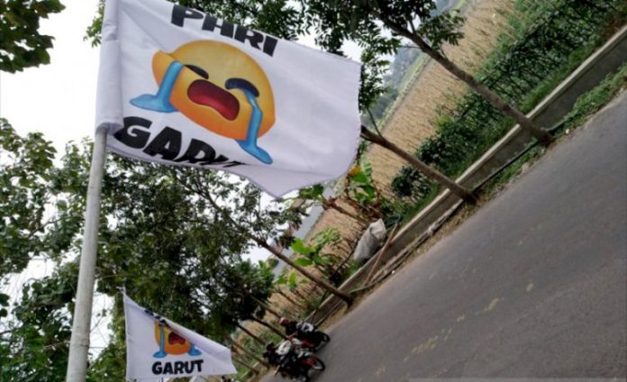 image_750x_60f6352235604