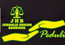 Jurnalis Hukum Bandung Bagikan Sembako ke Warga Terdampak Corona di Jabar Selatan