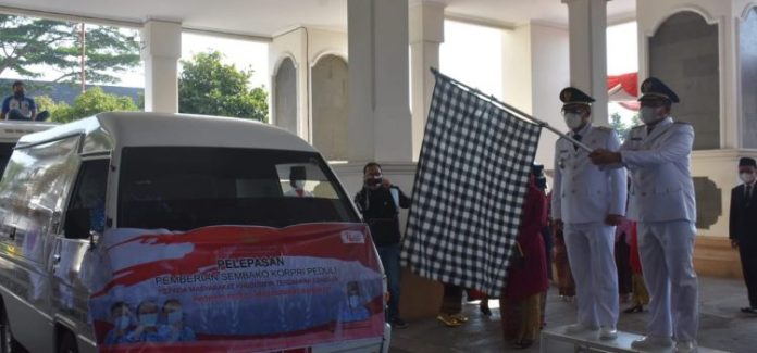 Rayakan HUT ke-76 RI, Pemkab Sumedang-Korpri Bagikan 4.201 Paket Sembako