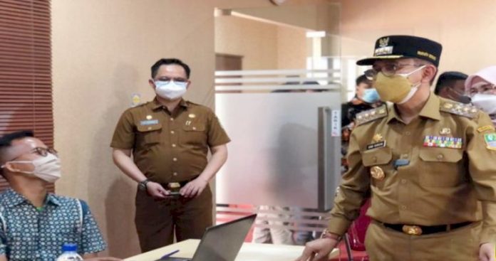 enjabat Bupati Bekasi Dani Ramdan. (dok pemkab bekasi)