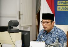 ICMI Orwil Jabar Harus Bantu Perkuat Digitalisasi Desa Tekan Urbanisasi Gubernur Jabar Ridwan Kamil menjadi pembicara pada acara Web Binar ICMI Orwil Jabar