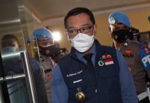 Pulang Dinas Luar Negeri, Ridwan Kamil Langsung Jalani Karantina Tiga Hari Pulang Dinas Luar Negeri, Ridwan Kamil Langsung Jalani Karantina Tiga Hari