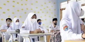 Guru dan Siswa Positif Covid-19, PTM di Satu SMP Indramayu Disetop Guru dan Siswa Positif Covid-19, PTM di Satu SMP Indramayu Disetop