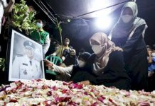 Dikebumikan di Tasikmalaya, Doa Mengalir untuk Mang Oded dari Sejumlah Tokoh Walikota Bandung Meninggal, Doa Mengalir untuk Mang Oded dari Sejumlah Tokoh