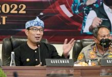 Ridwan Kamil Imbau aWarga Jabar tak Khawatir Temuan Omicron Transmisi Lokal Gubernur Imbau Warga Jabar tak Khawatir Temuan Omicron Transmisi Lokal