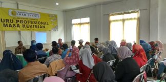 Seminar Pendidikan Bertajuk Guru Profesional Masa Kekinian dari Yayasan Pendidikan Tinggi Imam Syafei Yayasan Pendidikan Tinggi Imam Syafei