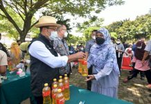 Mudahkan Masyarakat, Pemprov Jabar Siapkan Aplikasi Pemesanan Minyak Goreng