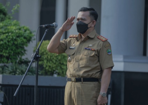 Web-capture_9-5-2022_154937_disdik.jabarprov.go_.id_ Kepala Dinas Pendidikan (Kadisdik) Jawa Barat (Jabar), Dedi Supandi mendorong seluruh Aparatur Sipil Negara (ASN) Disdik Jabar untuk mencatat serta menyebarkan informasi dan berita baik. Foto: Disdik Jabar.