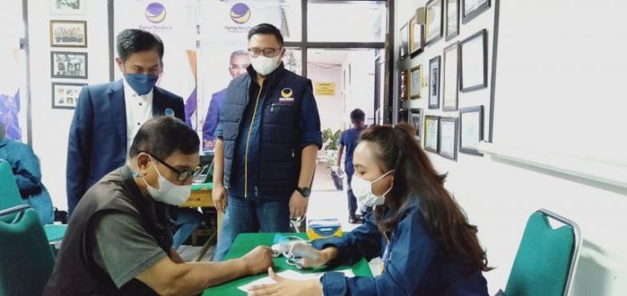 Nasdem Peduli, Cek Kesehatan dan Pengobatan Gratis untuk Warga Bandung