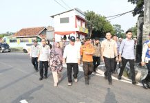 Sekda Jabar Herman Suryatman Pantau Posko Mudik di Majalengka dan Sumedang Herman Suryatman