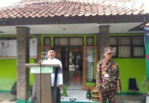 Kanit Satpol PP Kecamatan Cileunyi Rosyid S.Pd.,M.M.,Wakili Camat Cileunyi Cucu Endang Pimpin Langsung Upacara Peringatan Hari Santri Nasional 22 Oktober 2025.