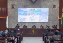 Ketua Komisi B DPRD kabupaten Bandung Faisal Radi Sukmana Hadiri Rapat Paripurna Bahas APBD 2026.