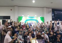 DESA CIBIRU WETAN KECAMATAN CILEUNYI RAIH PERINGKAT UNGGULAN ( PINUNJUL ) KE-2 AJANG LOMBA GAPURA SRI BADUGA TINGKAT PROVINSI JAWA BARAT DENGAN TOTAL HADIAH TUJUH MILYAR RUPIAH.