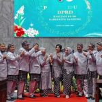 Hadiri Sidang Paripurna Sekaligus Peringati Milangkala Kabupaten Bandung ke-385 : Faisal Radi Sukmana Terus Berinovasi Dan Berkhidmat Untuk Kesejahteraan Rakyat.