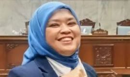 VENNY NOVENY HADIRI SIDANG PARIPURNA DPRD KABUPATEN BANDUNG:DEMOKRASI SOLID DUKUNG PROGRAM KANG DS.